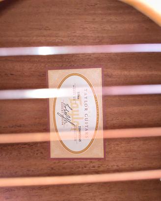Chitarra Taylor 110 CE mancina