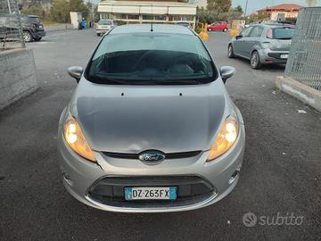 ford Fiesta Titanium 2010 1.2 benzina 180 Mila km 