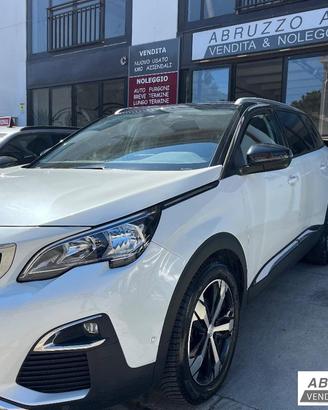 PEUGEOT 5008 Turbo 130 S&S EAT8 Allure