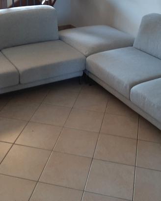 divano modulare con angolo