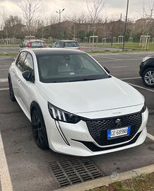 PEUGEOT 208 GT HDI