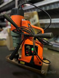 Trapano con base magnetica