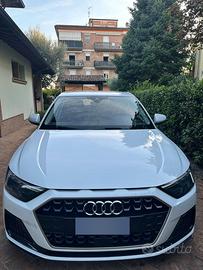 A1 Sportback 30 1.0 tfsi 116cv