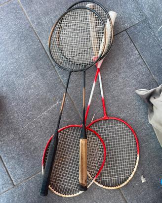 Coppia di racchette badminton e 2 volani