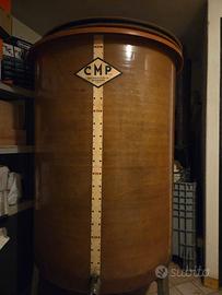 Botte vetroresina per vino