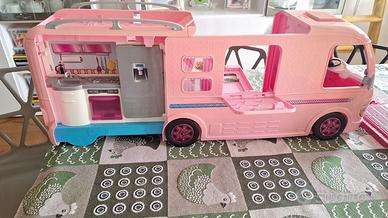 Barbie camper dei sogni Roma via della Pisana