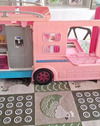 Barbie camper dei sogni Roma via della Pisana