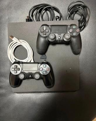 Playstation 4 da 1TB 2 controller