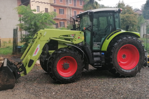 Claas arion 430