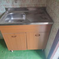 Lavello e scolapiatti 