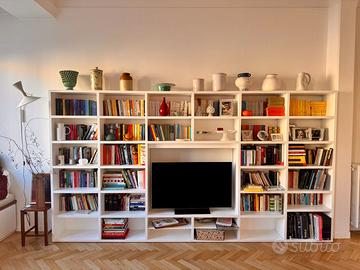 Libreria in legno laccato bianco