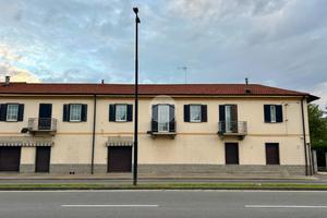 CASA SEMINDIPENDENTE A BEINASCO