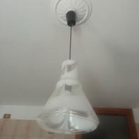 Lampadario semplice ad un punto luce