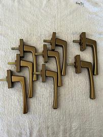 Maniglie per finestre