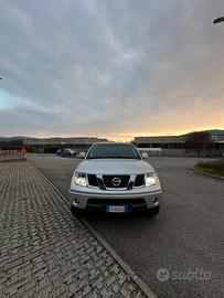 Nissan Navara Navara 2.5 dci d.cab