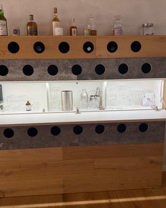 Esclusivo Mobile Bar di Design su Misura in Rovere