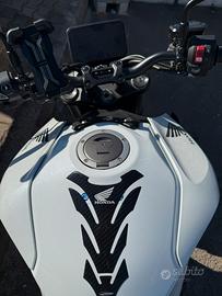 Honda CB1000 Hornet 1000-2026 chilometri 1600