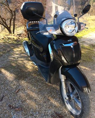 Scarabeo 200