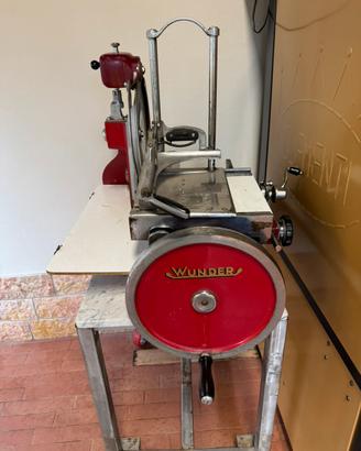 Affettatrice a volano