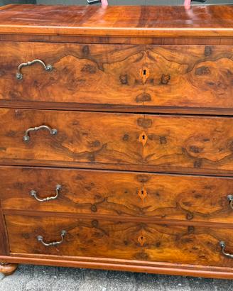 Cassettiera in legno