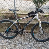 Mountain bike 27,5