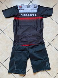 Abbigliamento bici