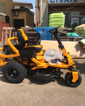 Trattorino tagliaerba cv 20 CUB CADET XZ6