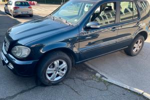 Mercedes-benz ML 270 turbodiesel cat CDI SE Leathe