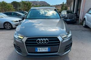 Audi Q3 2.0 TDI 150 CV Business