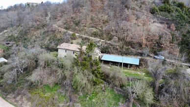 CASA INDIPENDENTE A GUBBIO