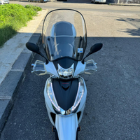 Honda sh 300 sport prezzo compreso passaggio