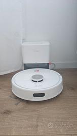 Robot per pavimenti