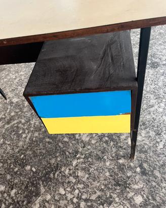Scrivania vintage anni 70