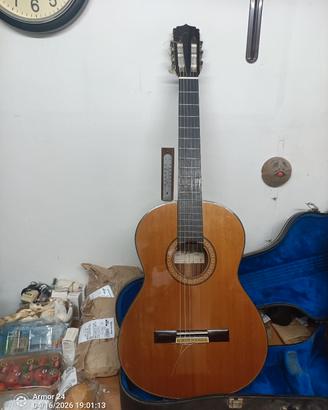 chitarra classica Aria 558