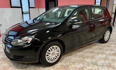 Volkswagen Golf 1.4 benzina €5 OK NEOPATENTATI sol