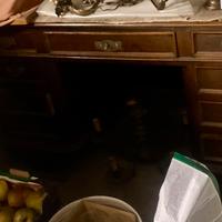 Scrivania d’epoca del 700