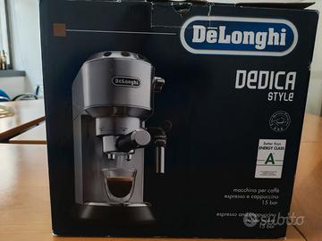 Macchina da caffè Delonghi Dedica style