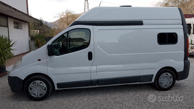 Furgone Vivaro camperizzato 