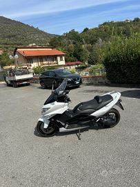 TMAX 500
