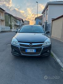 Opel astra benzina