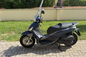 Piaggio Beverly 300 s