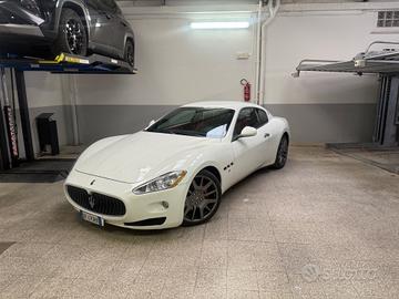 Maserati GranTurismo STOR.TAGLIANDI FERRARI-PERFET