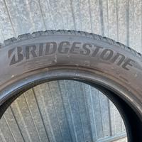 Gomme termiche Bridgestone Blizzak 215/60R17