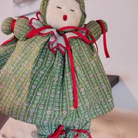 bambola di stoffa tirolese