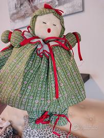 bambola di stoffa tirolese