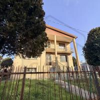 PORZIONE DI BIFAMILIARE AD ABANO TERME - GIARRE