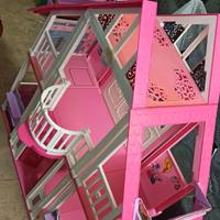 casa di Barbie+ macchina 500