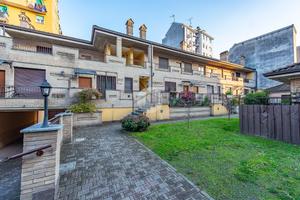 2 LOCALI A BARANZATE