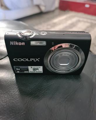 nikon coolpix s230