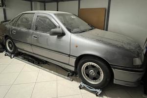 Opel Vectra 1400 GLS